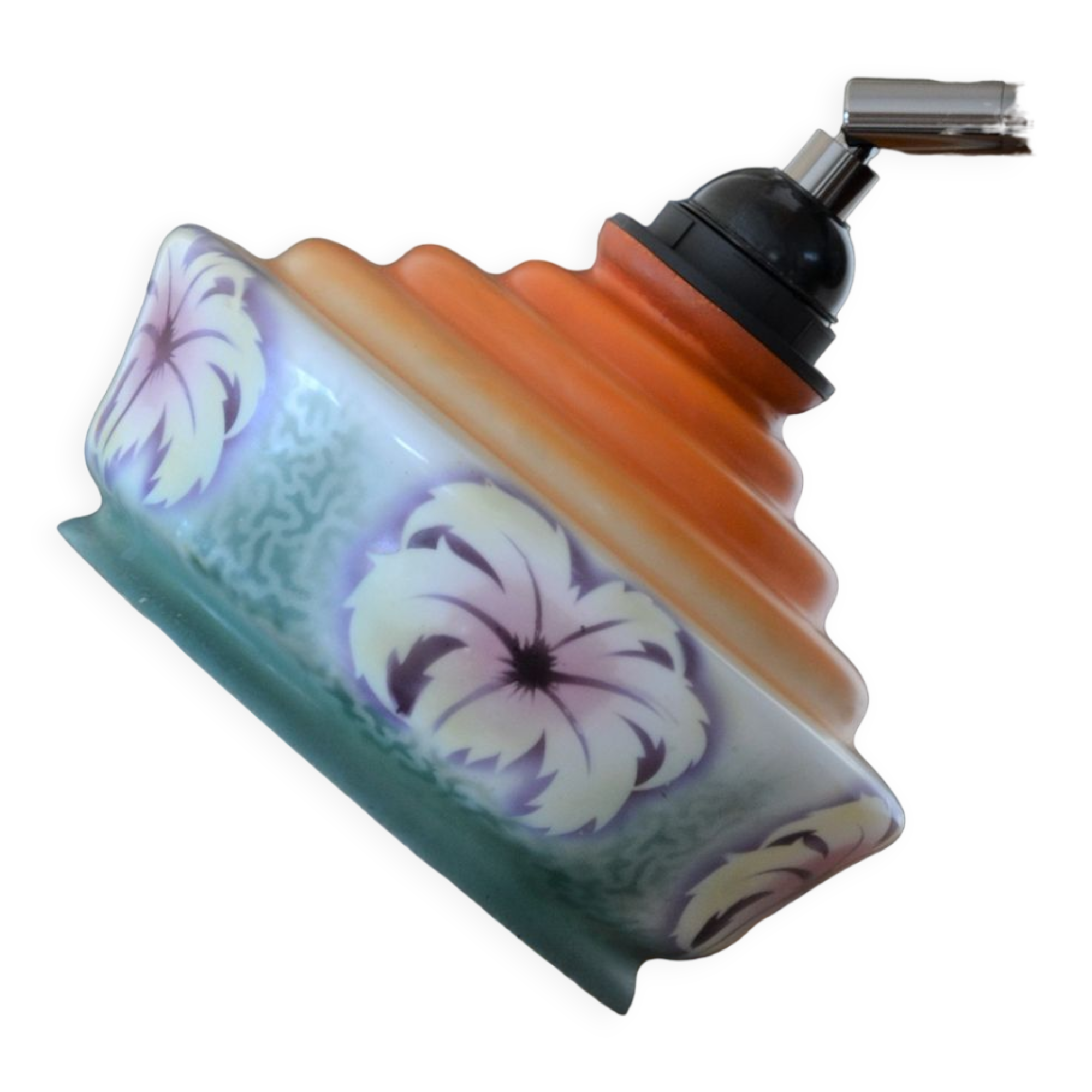 Vintage hinged wall lamp, opaline glass and country décor