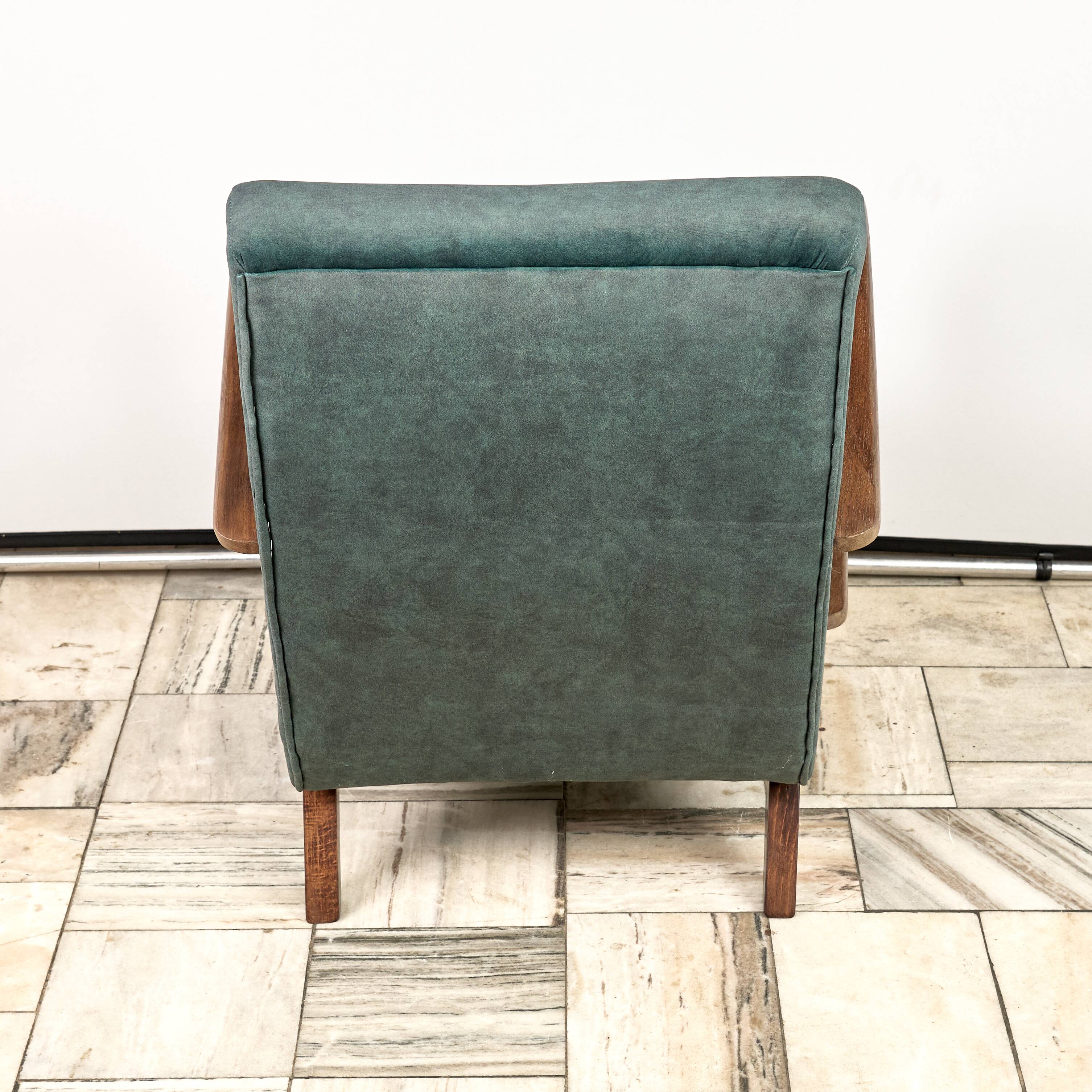 H 410 type C Armchair designed by Jindrich Halabala, 1940s, Czechoslovakia