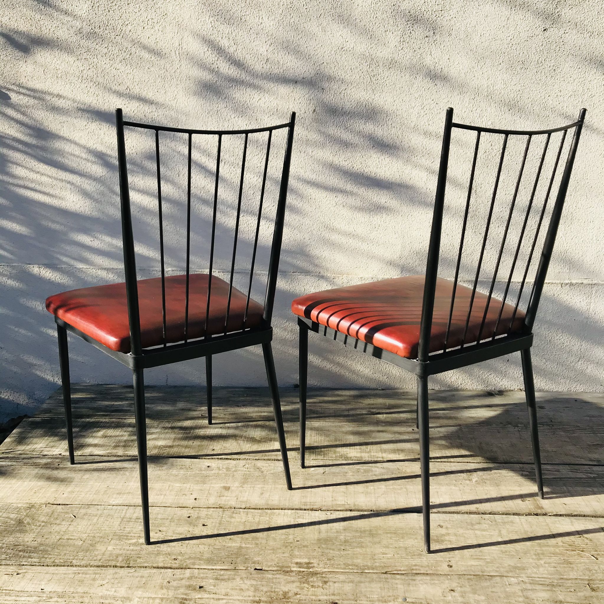 Paire de chaises vintage 1950 assises cuir