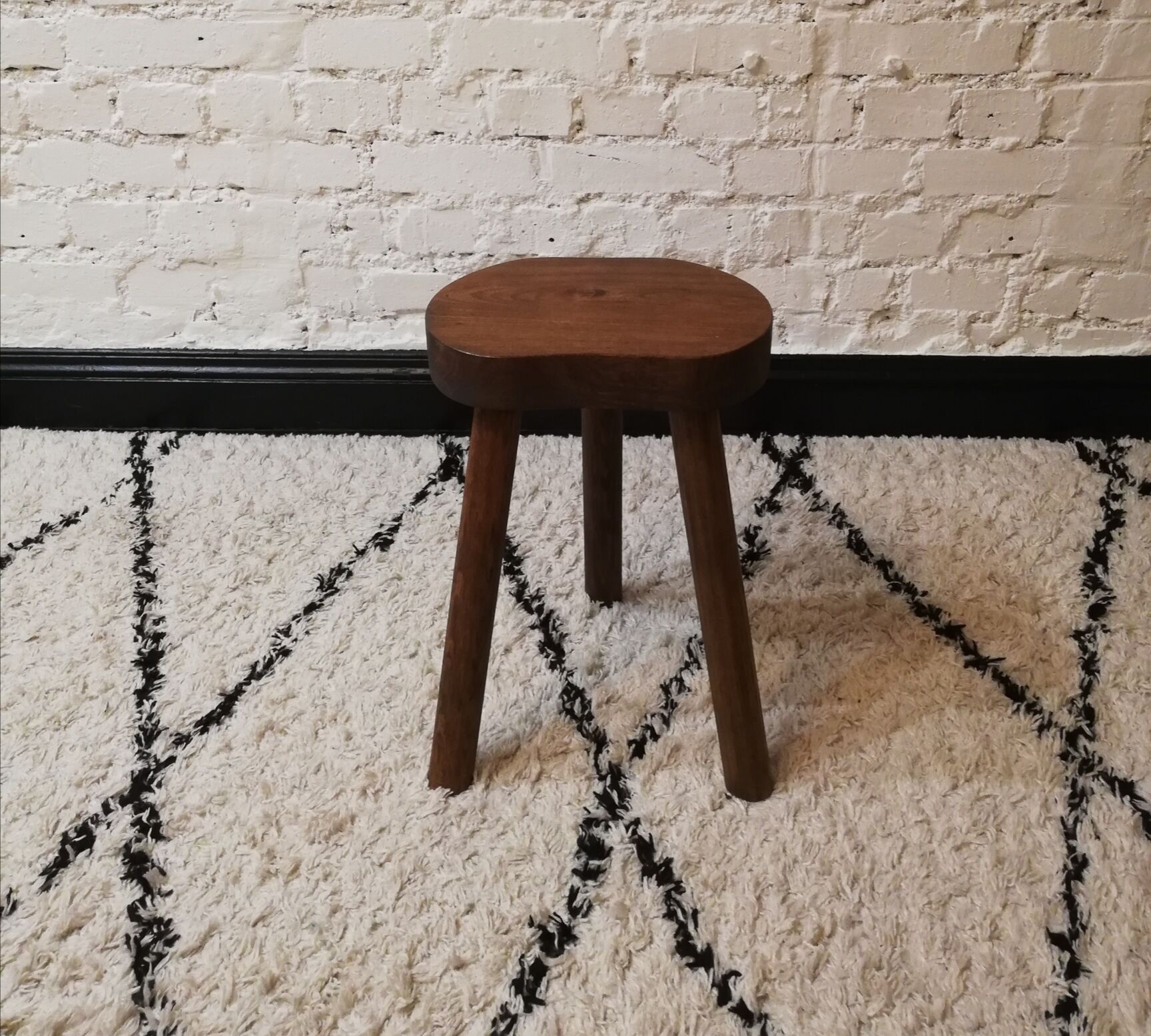 Tripod wood stool