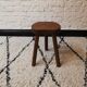 Tabouret tripode en bois