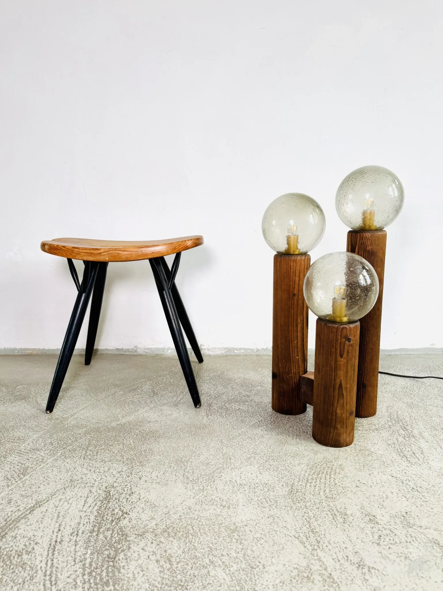 Lampe de table modèle 19 par Temde Leuchten, Suisse, années 1960.