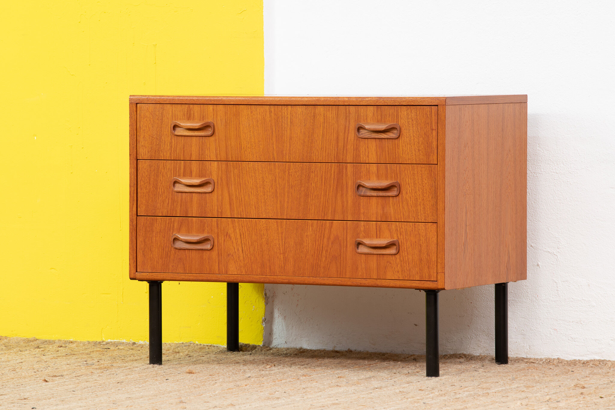 Vintage scandinavian chest of drawers