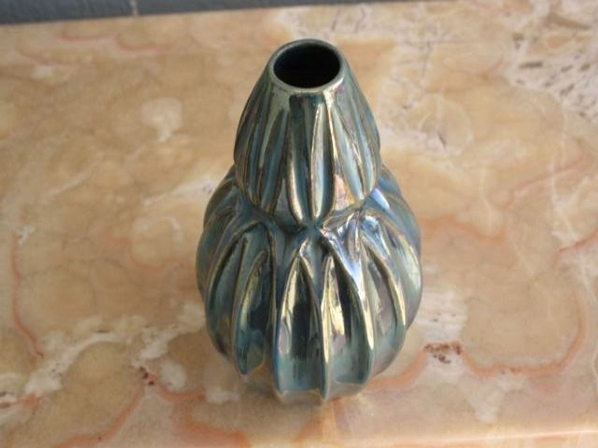 Vase in iridescent earthenware Cistere Aubervilliers