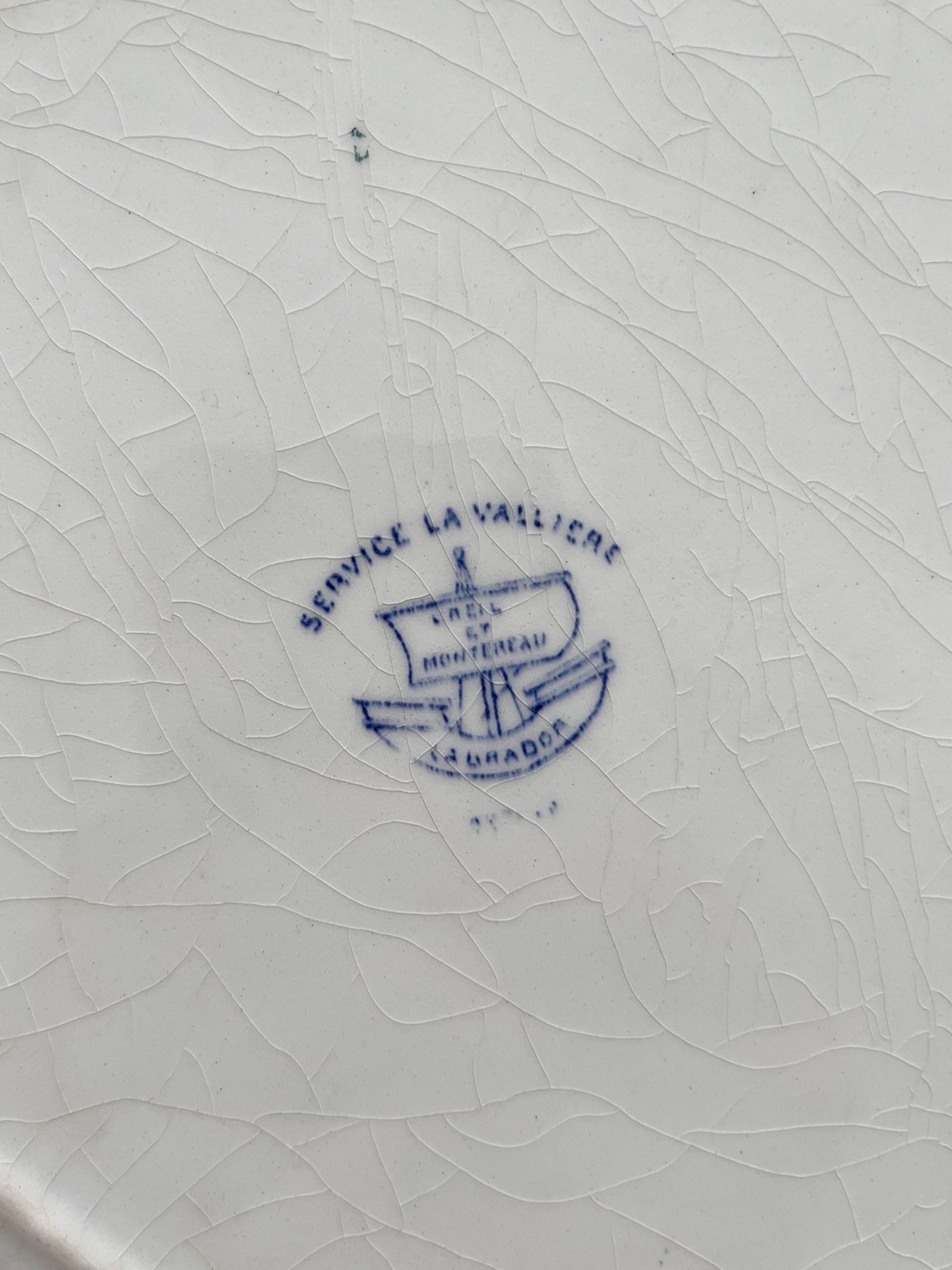 Oval ironstone dish "La Vallière" Creil and Montereau