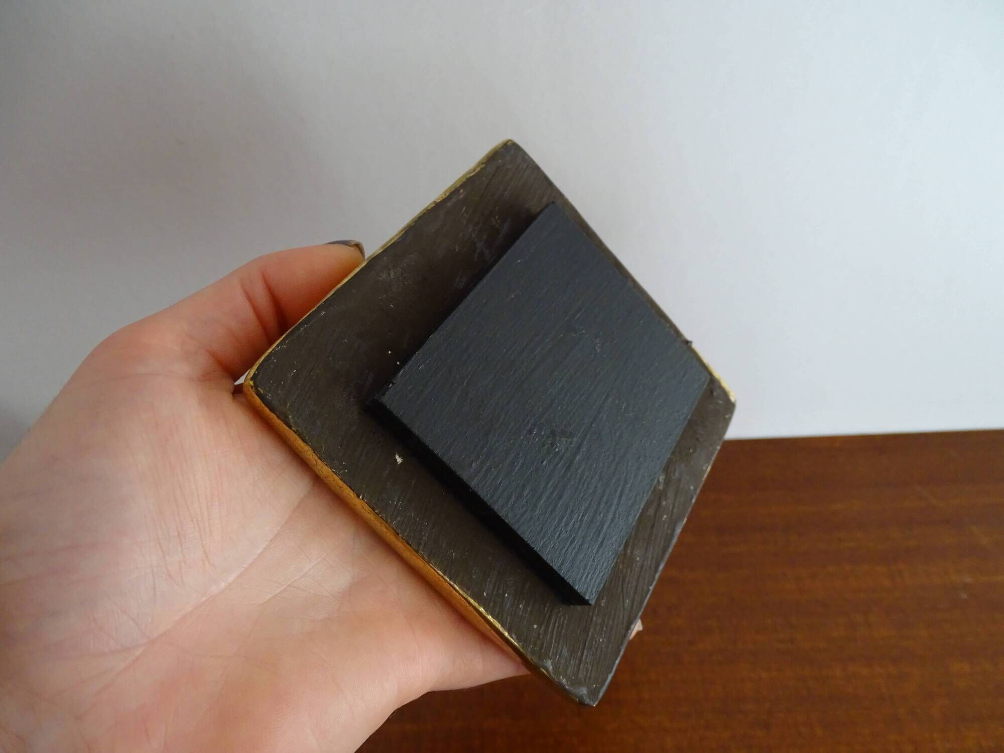 Mithé Espelt jewelry box 1960 - Ceramic and wood peony flower and gold decoration