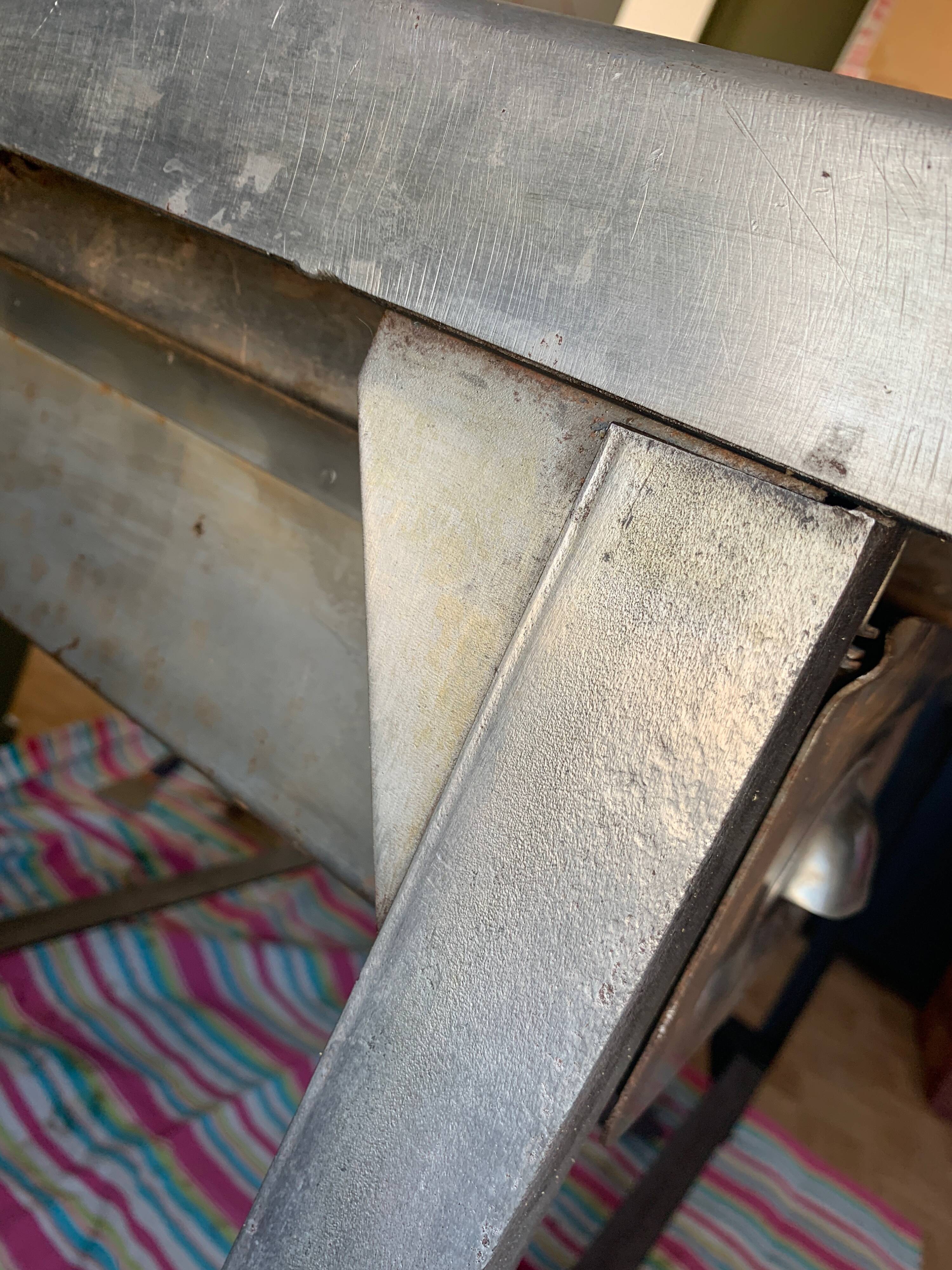 Bureau industriel des poste modifié + lampe Jieldé