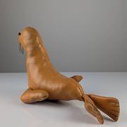 Phoque en cuir Sculpture décorative vintage années 1970