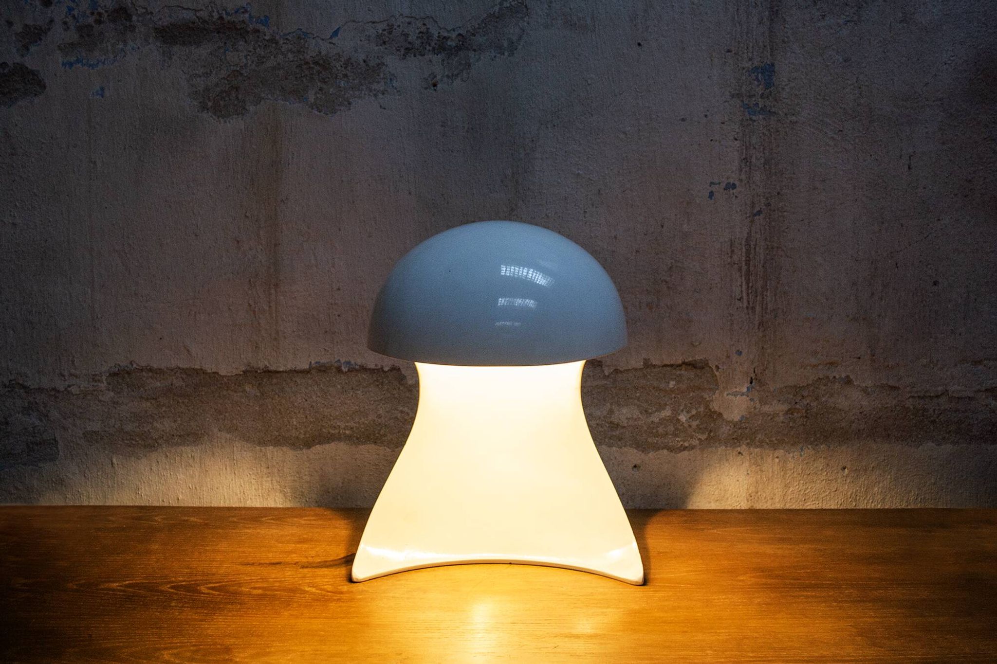 Lampe de table Dania par Dario Tognon & Studio Celli pour Artemide Italia, 1969