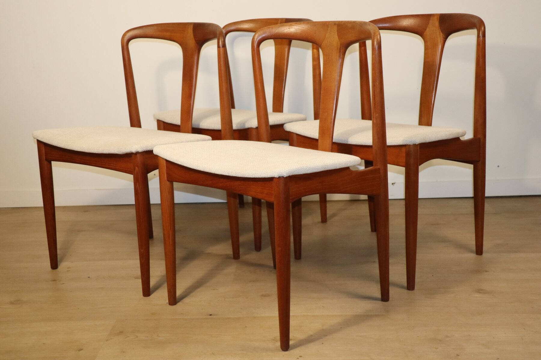 Set of 4 “Juliane” chairs by Johannes Andersen – 1960s