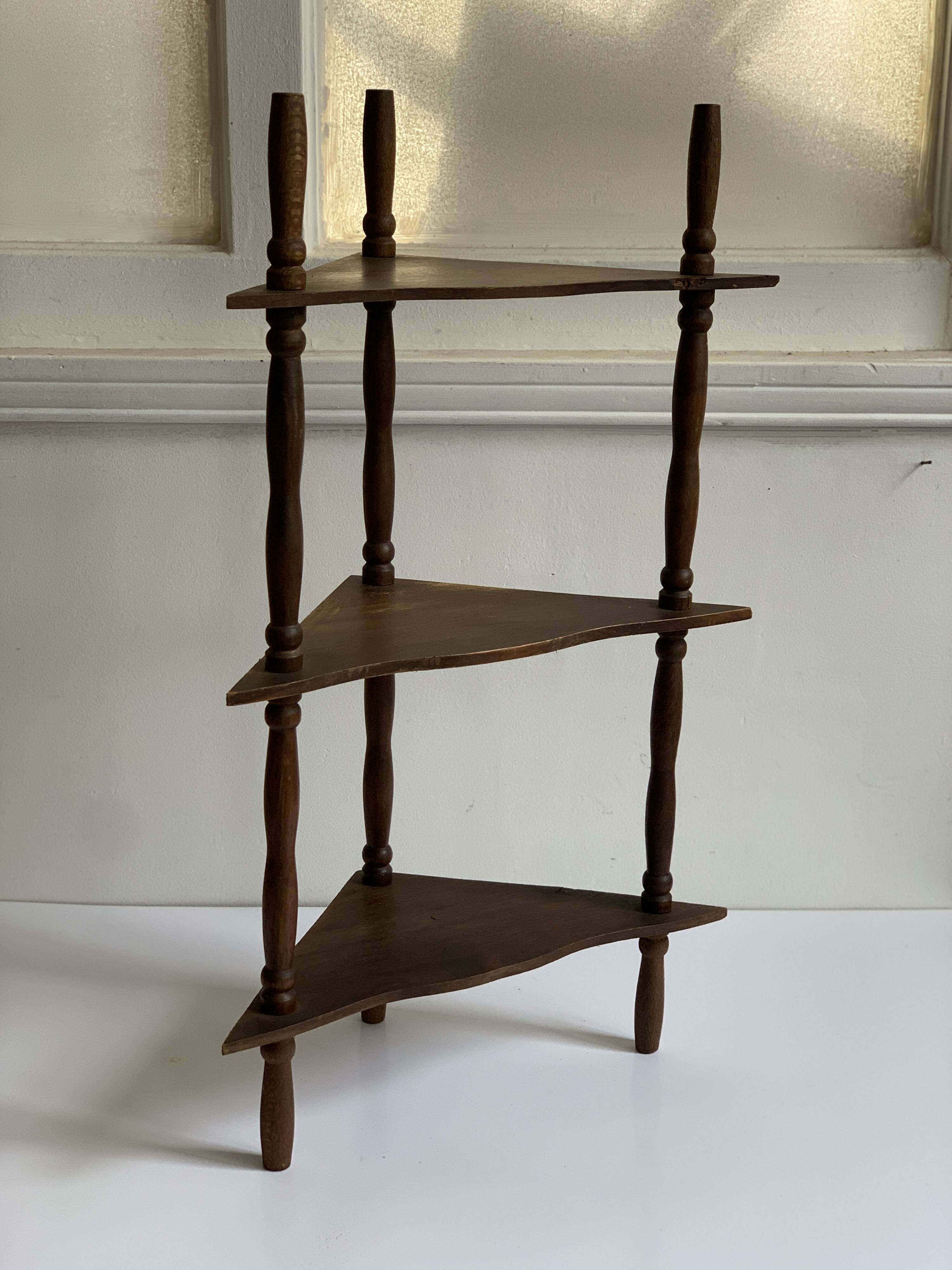 Vintage corner shelf