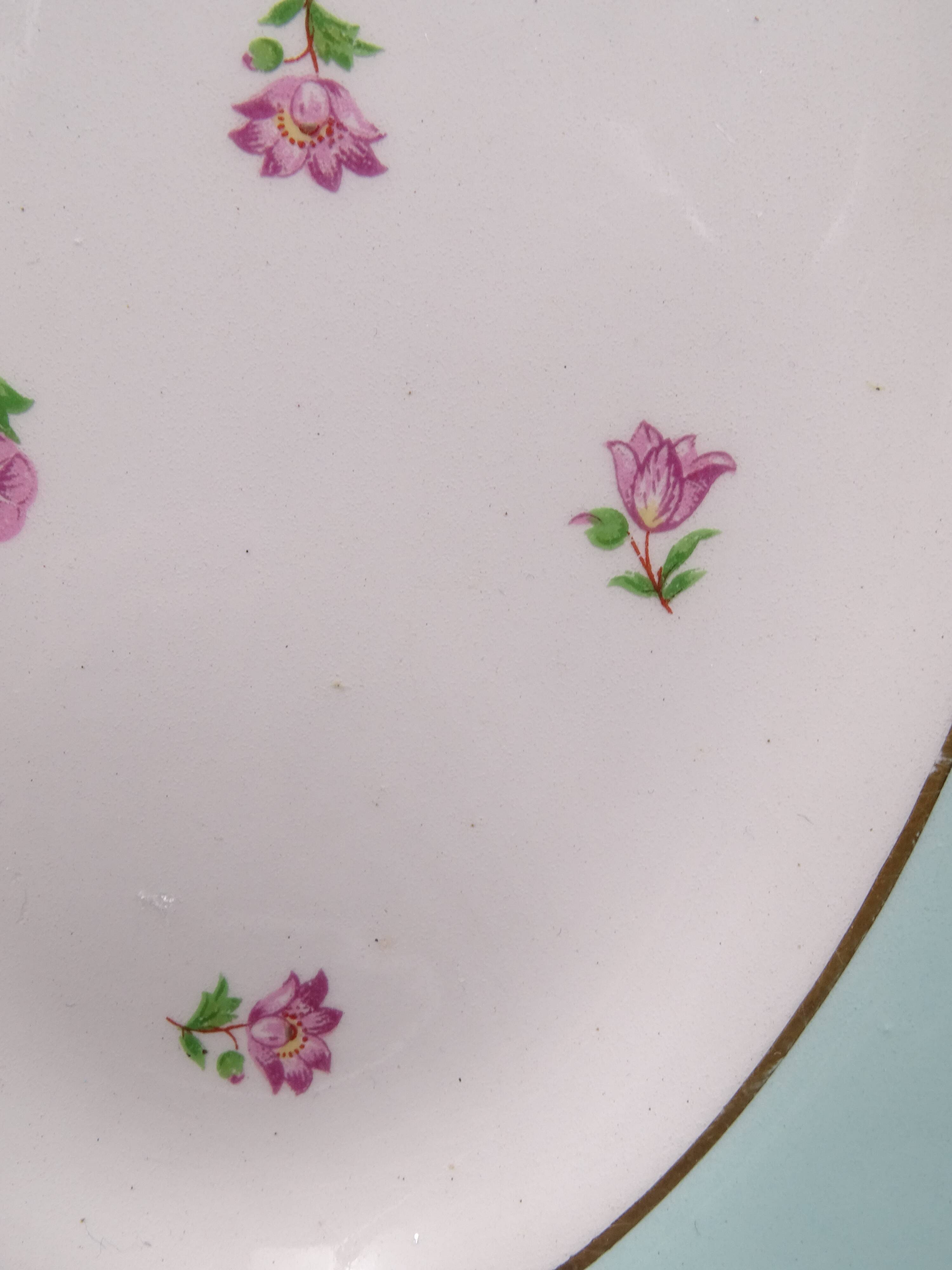 Pair of small cups or opaque porcelain ravines Model Duchess, St Amand Hamage