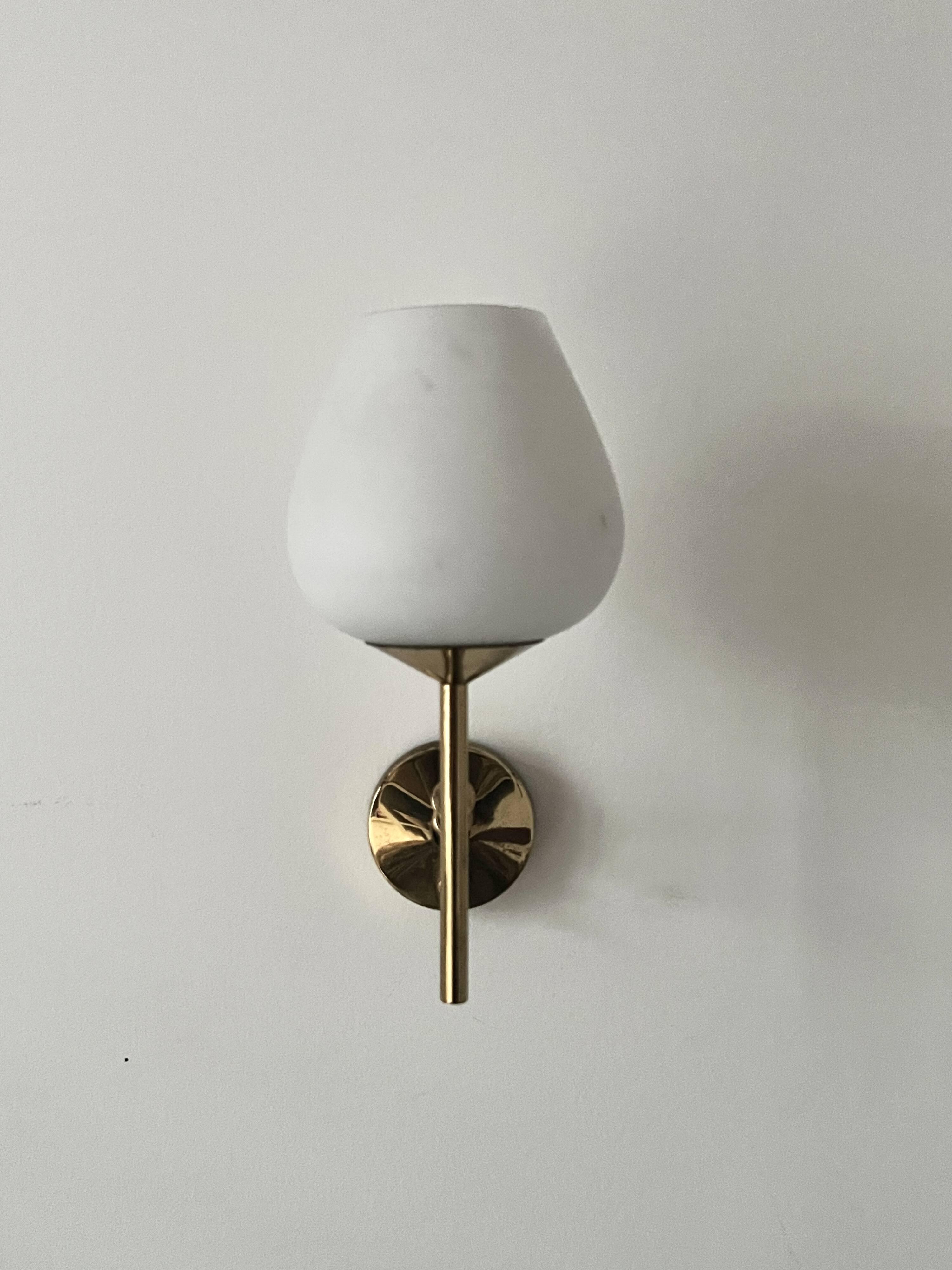 Brass and white opaline glass wall light, Arlus design 1950.