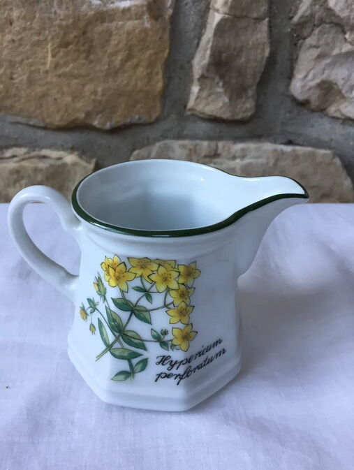 Baviere Winterling fine porcelain service or coffee