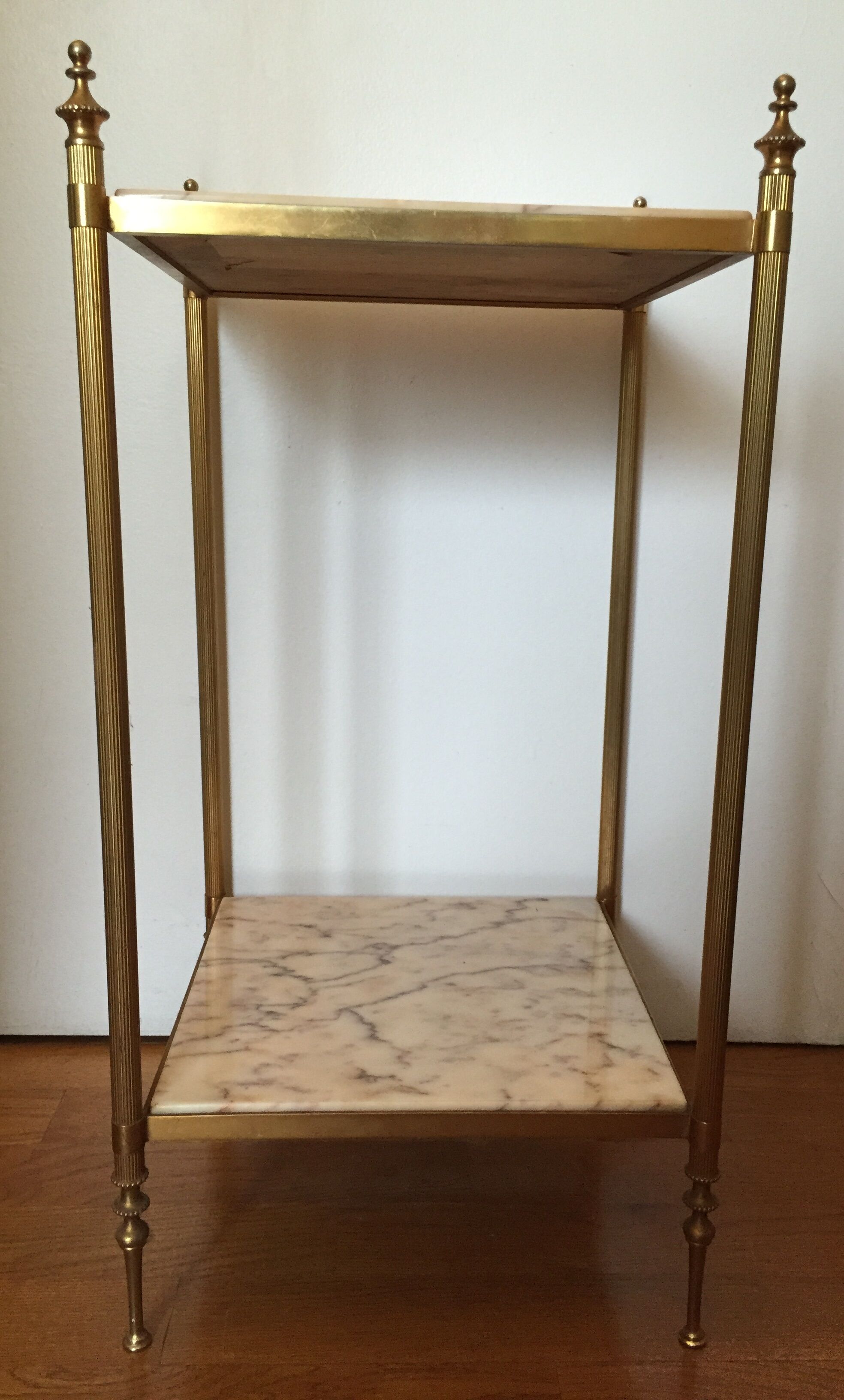Etagère en laiton et marbre