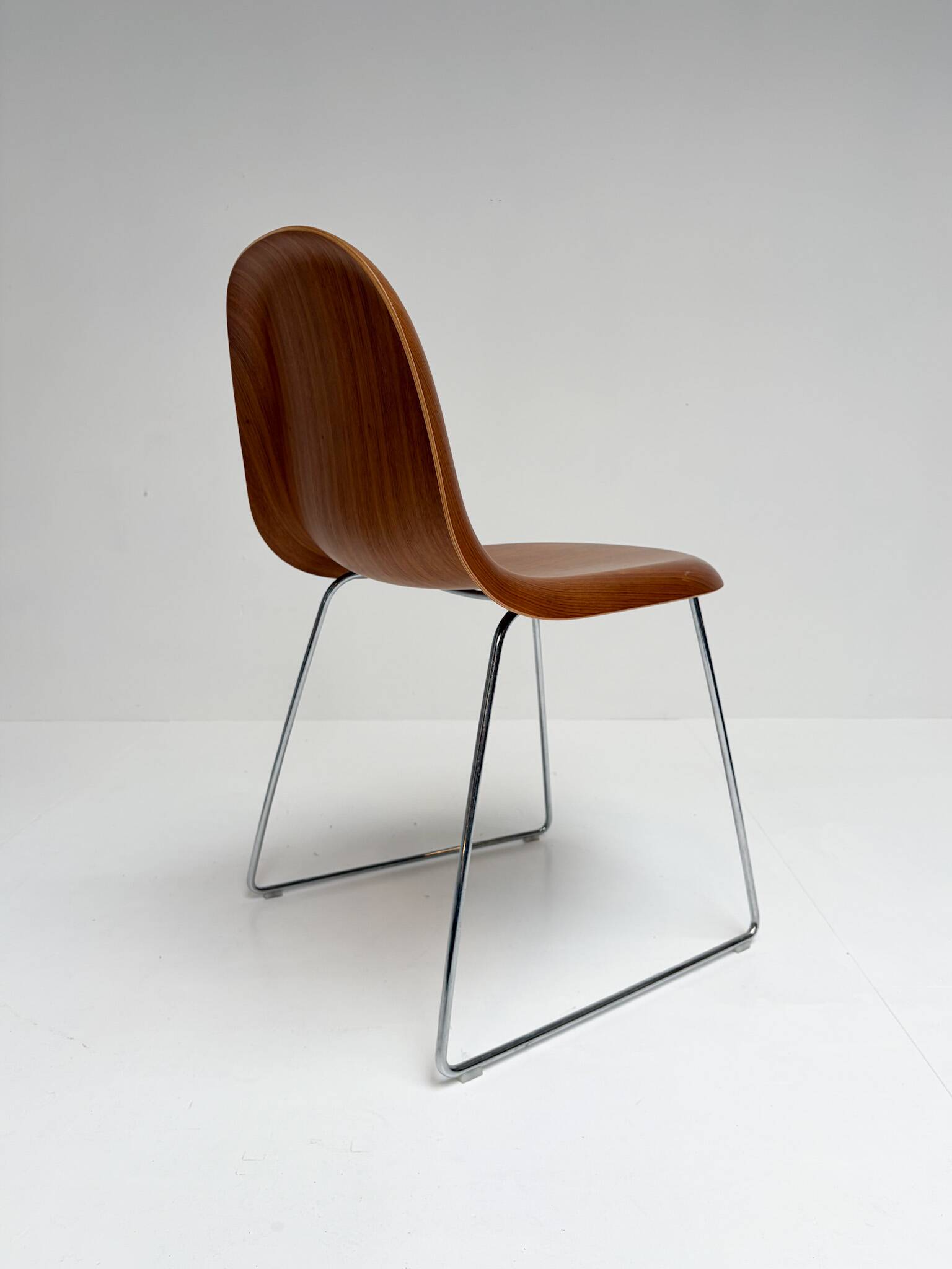 Ensemble de 6 chaises de design danois Gubi 3D de Komplot Design, 2003