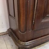 Alsatian wardrobe from the Louis XIII period in solid walnut.