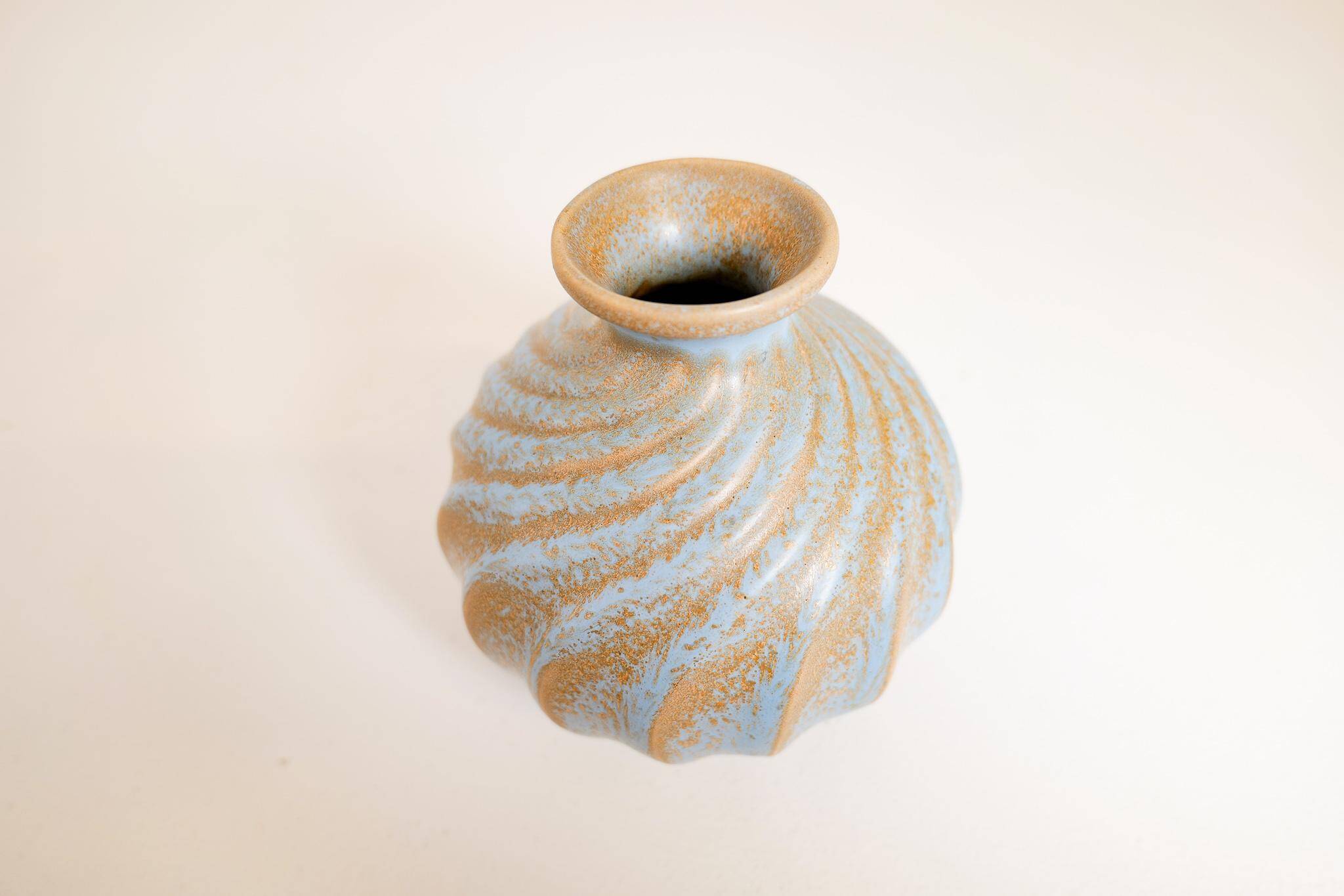 Paire de vases en céramique "Turkos" de style milieu du siècle, Ewald Dahlskog, Bo Fajans, Suède