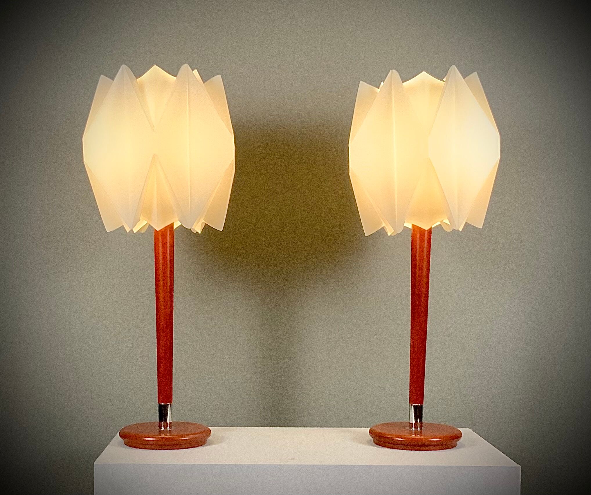 Pair of Scandinavian lamps
