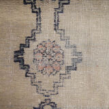 Antique Persian Carpet Handwoven Cream Wool Sarab Rug- 103x384cm