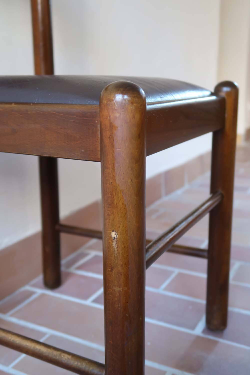 4 brutalist skai chairs (3 lots available)