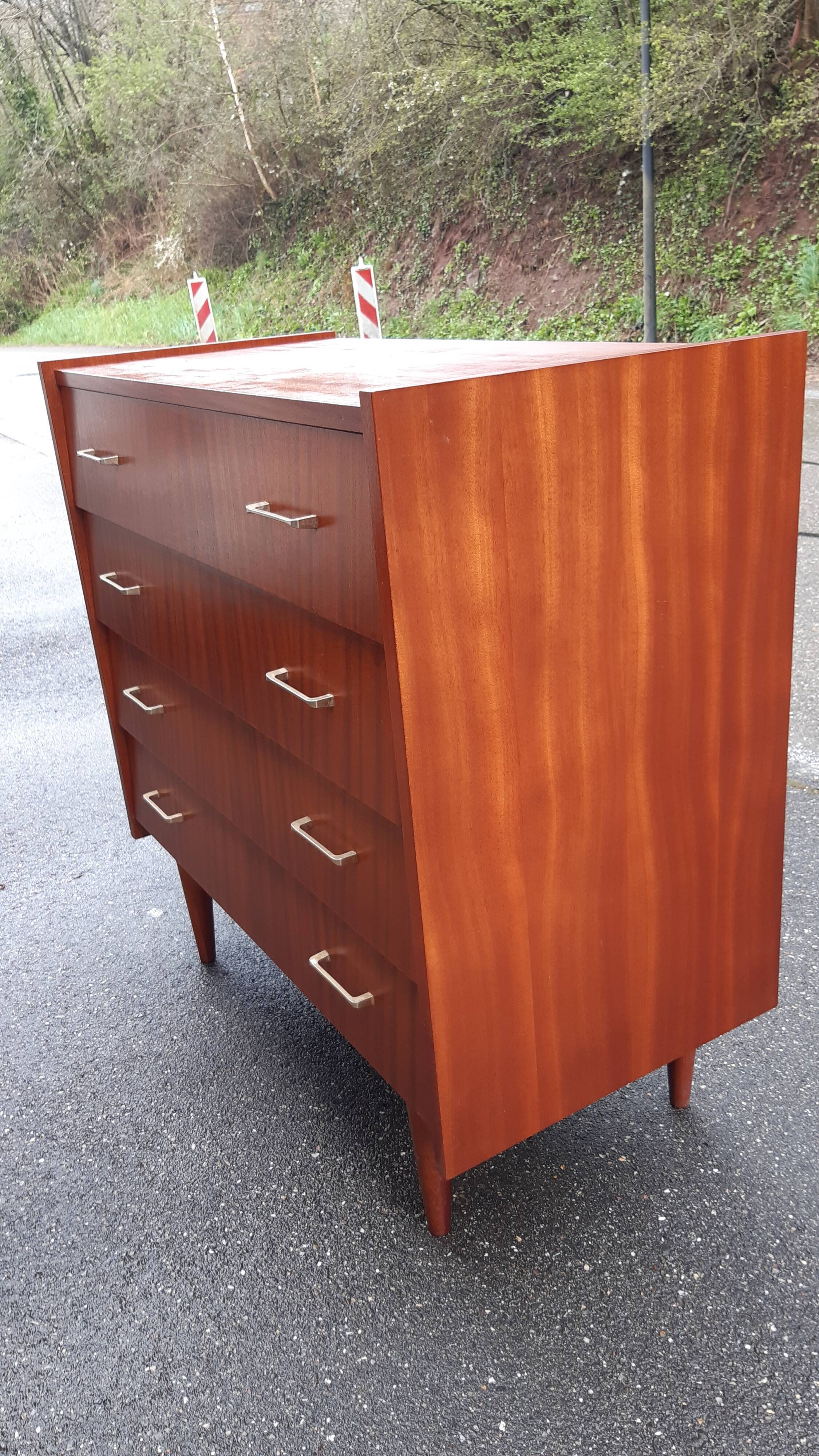 Vintage chest of drawers spindle feet