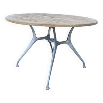 Table ronde en bois de teck et pied central en métal
