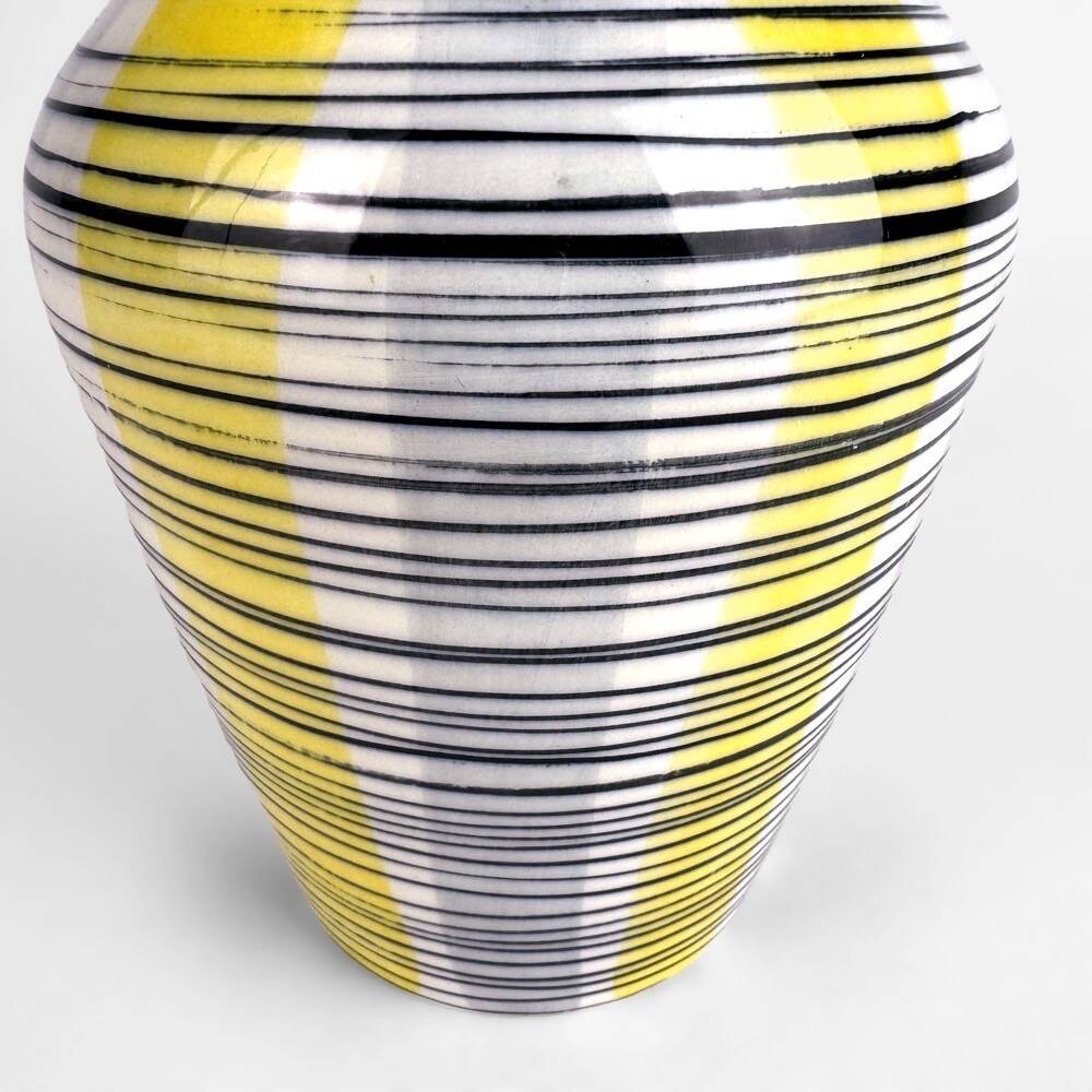 Alessio Tasca vase with geometric decoration from the 50s