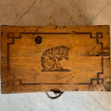 Advertising chest box