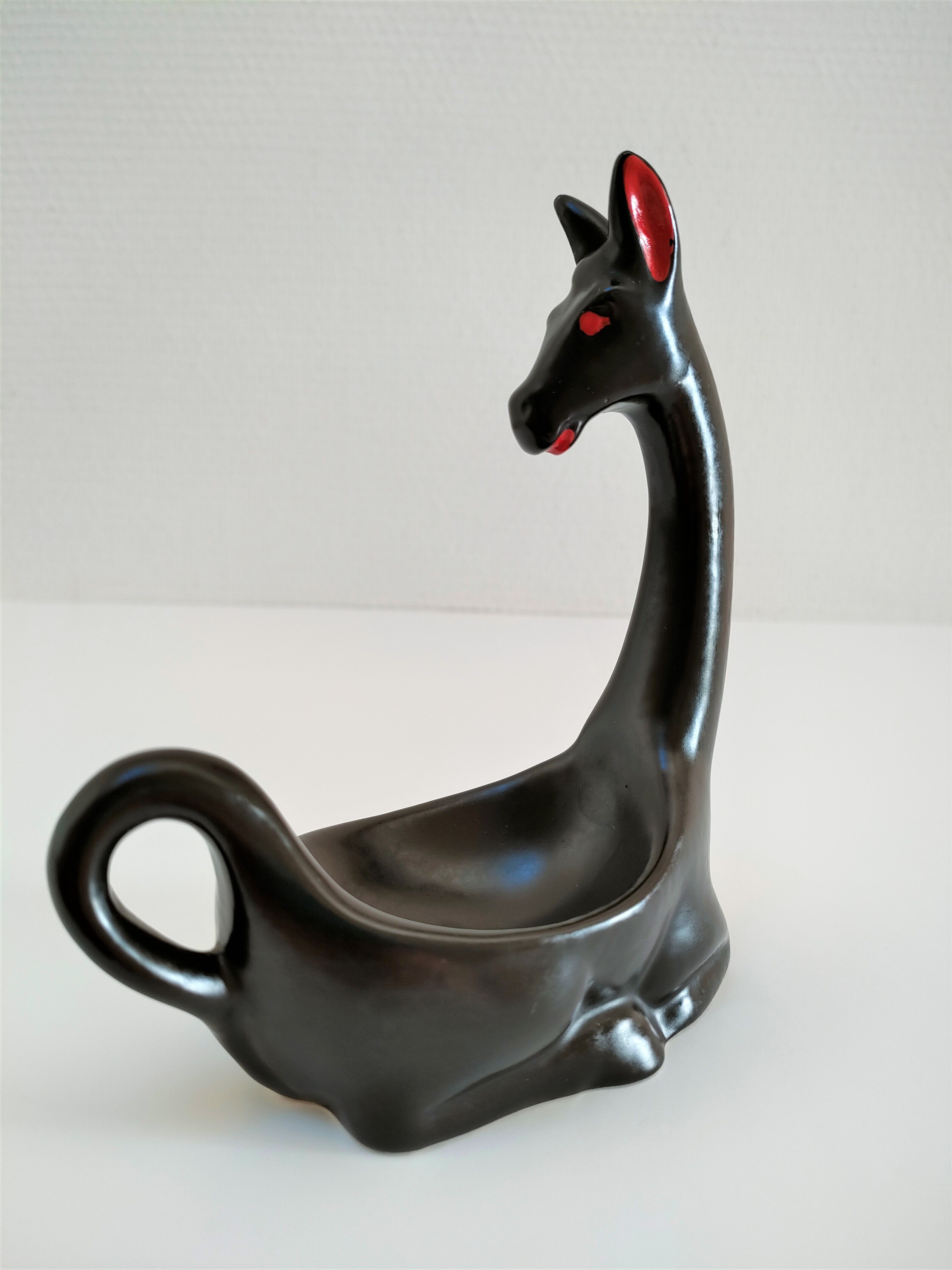 Empty pocket zoomorphic figure ceramic design 60s