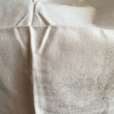 6 linen towels embroidered iris Monogram PD