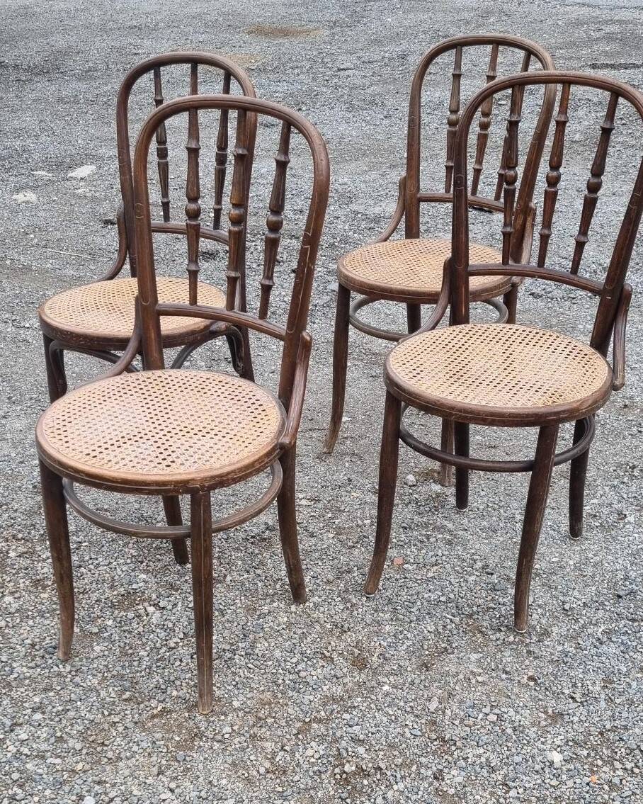 Canages bistrot chairs