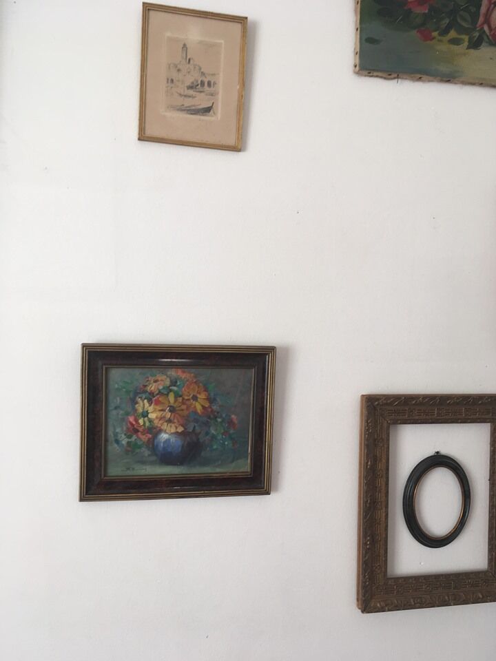 Painting on canvas bouquet of flowers in a vase.