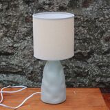 Lampe en céramique vert-gris, style minéral – H37