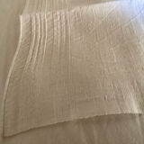 5 white towels