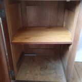 Round mirror dressing table
