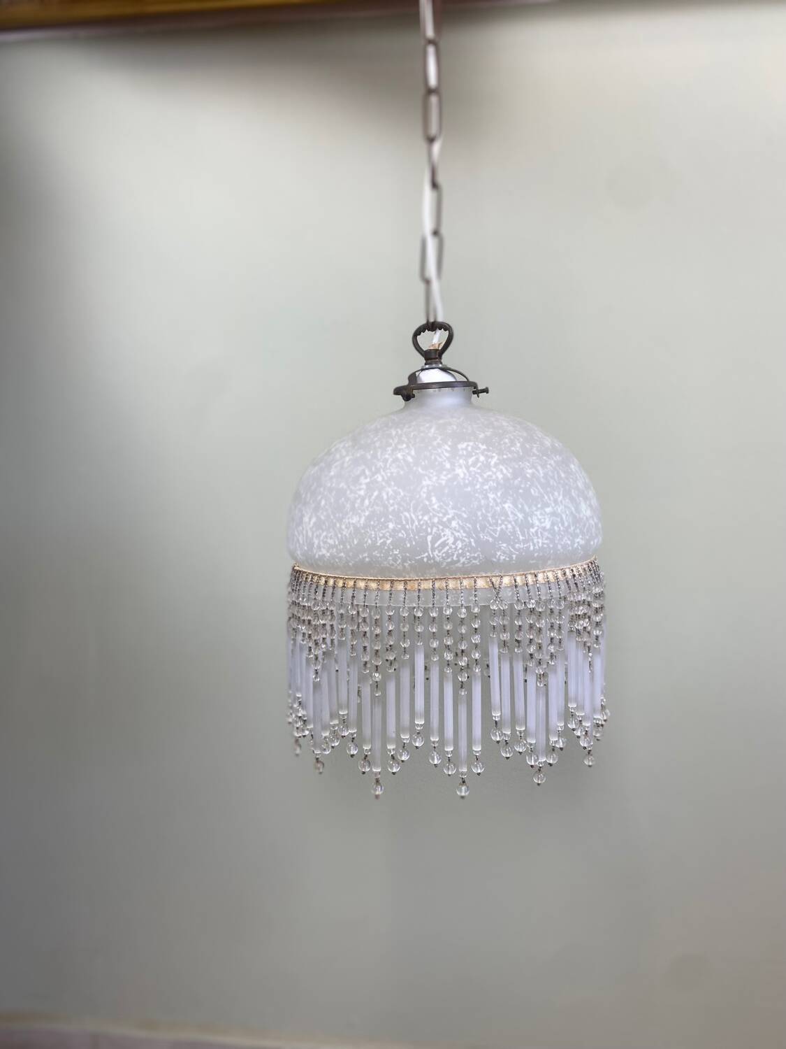 Art Deco suspension