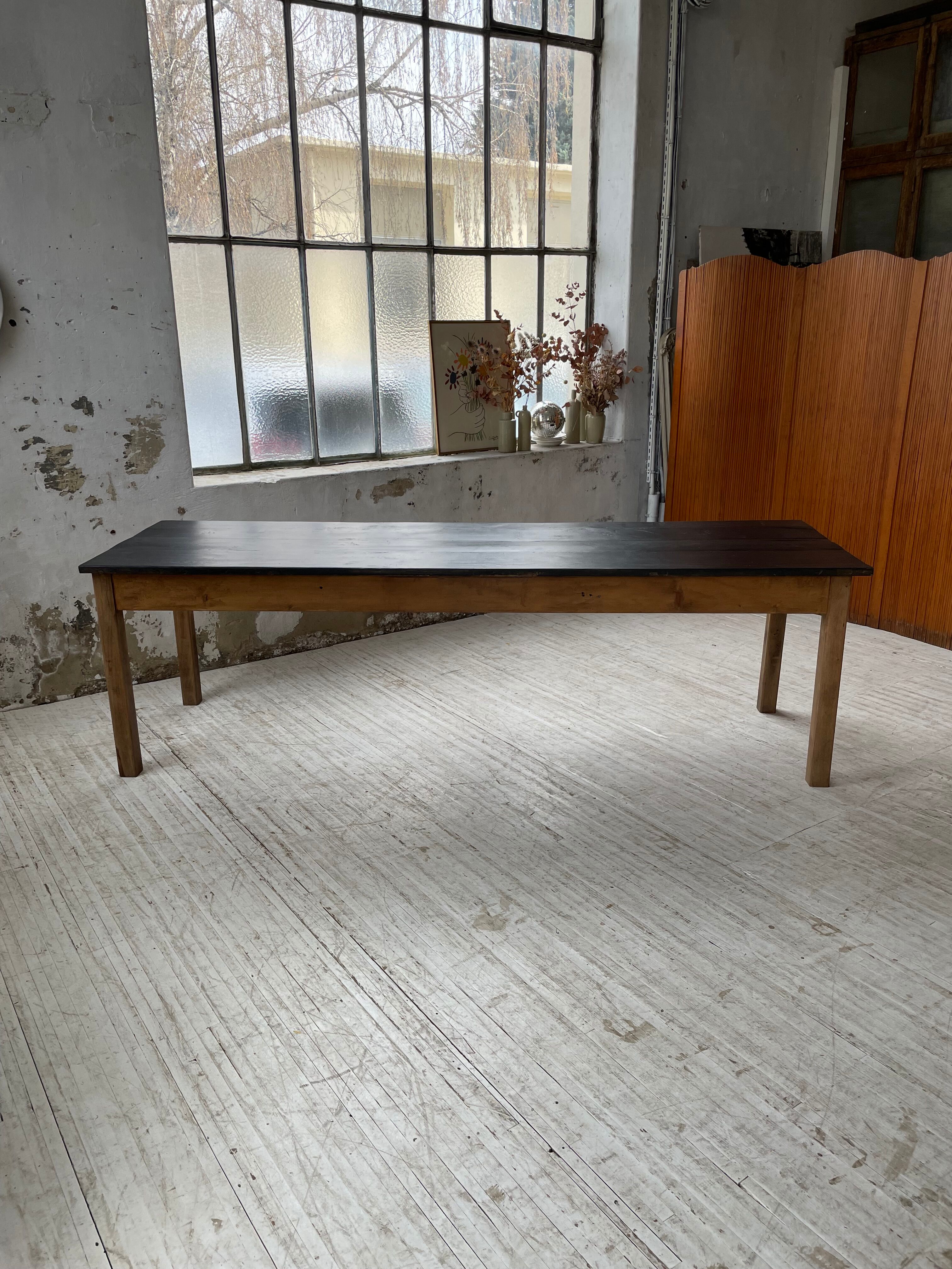 Black pine farm table 250 cm