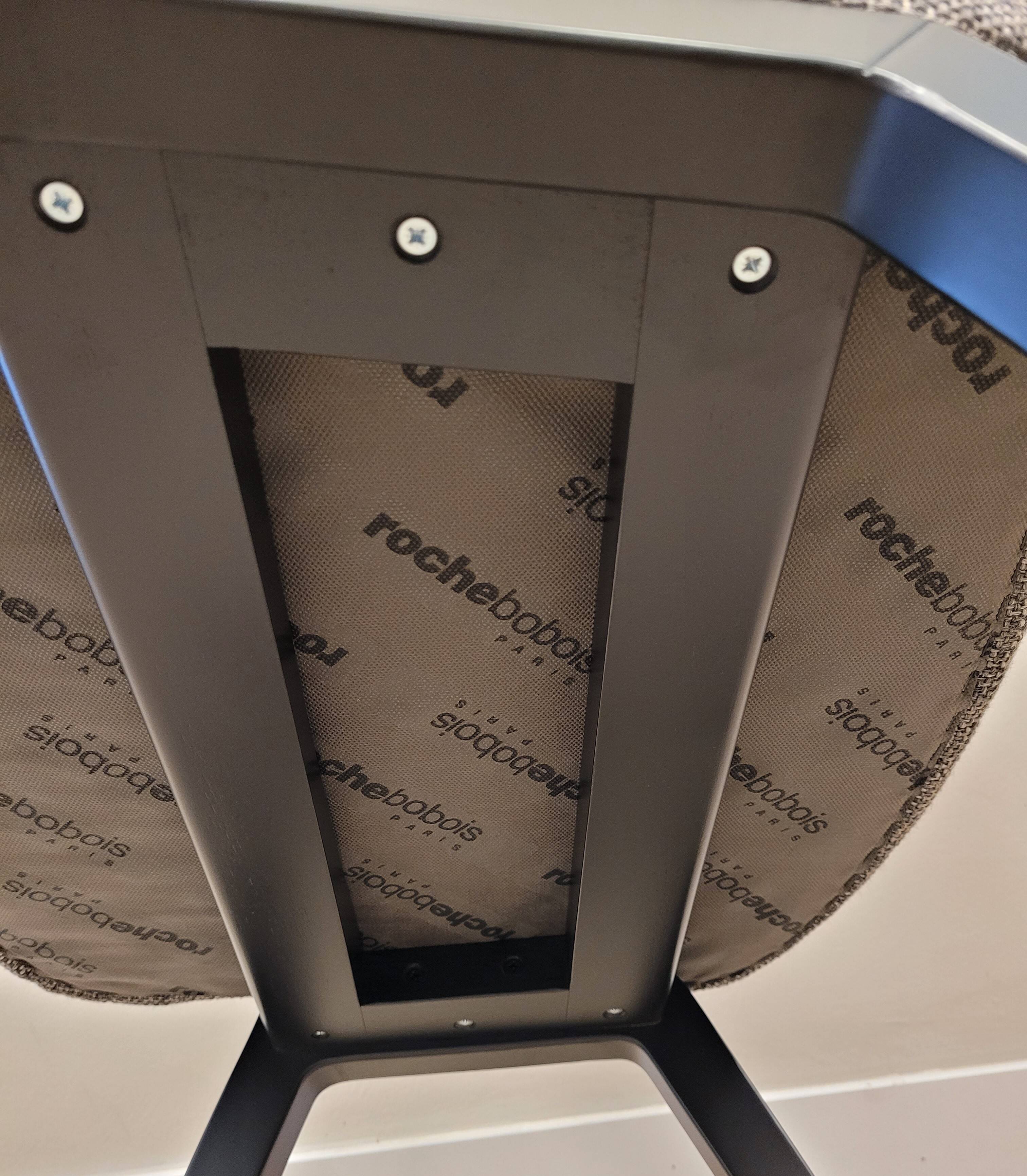 Silla “Kompass” designed by Roberto Tapinassi & Maurizio Manzoni, Roche Bobois,