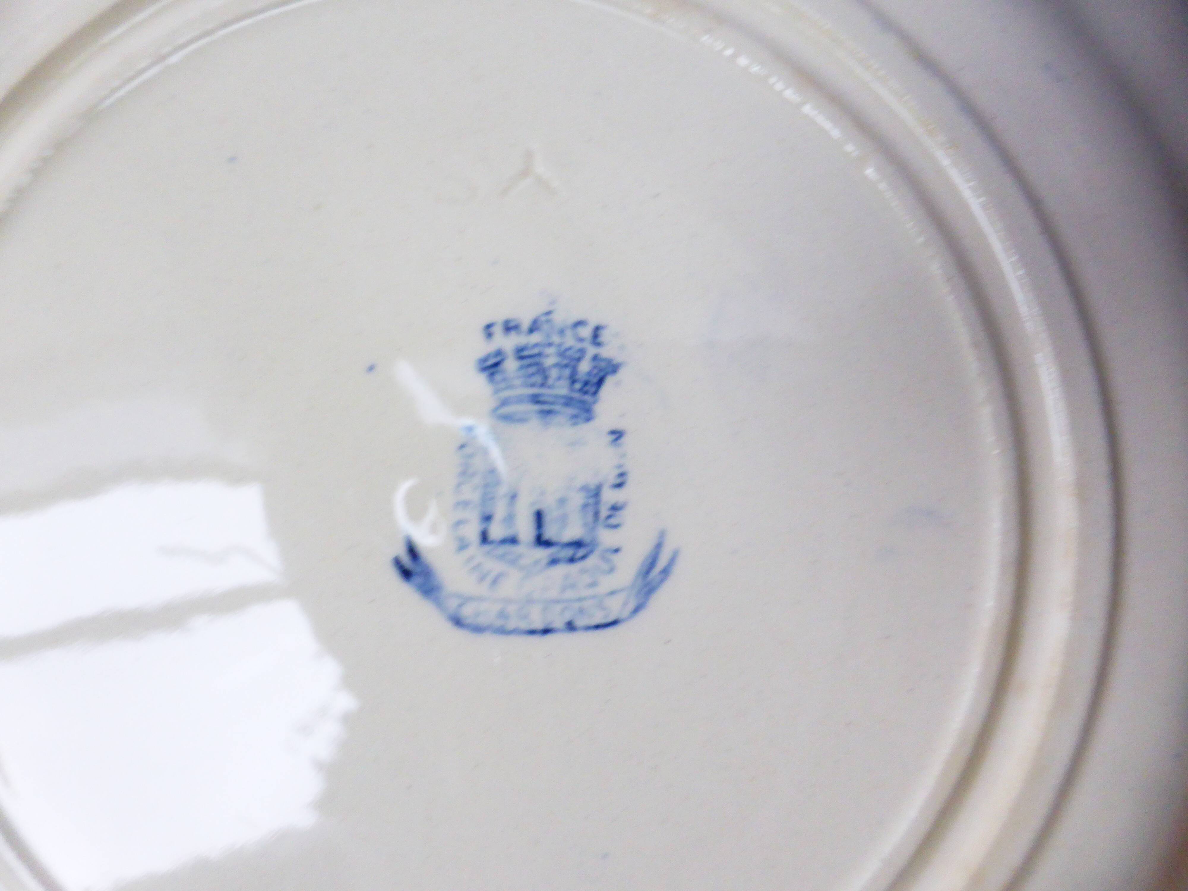 3 Gien Chardons dinner plates