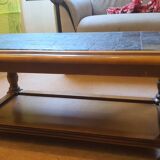 Table basse en bois massif avec plateau ardoise, style classique