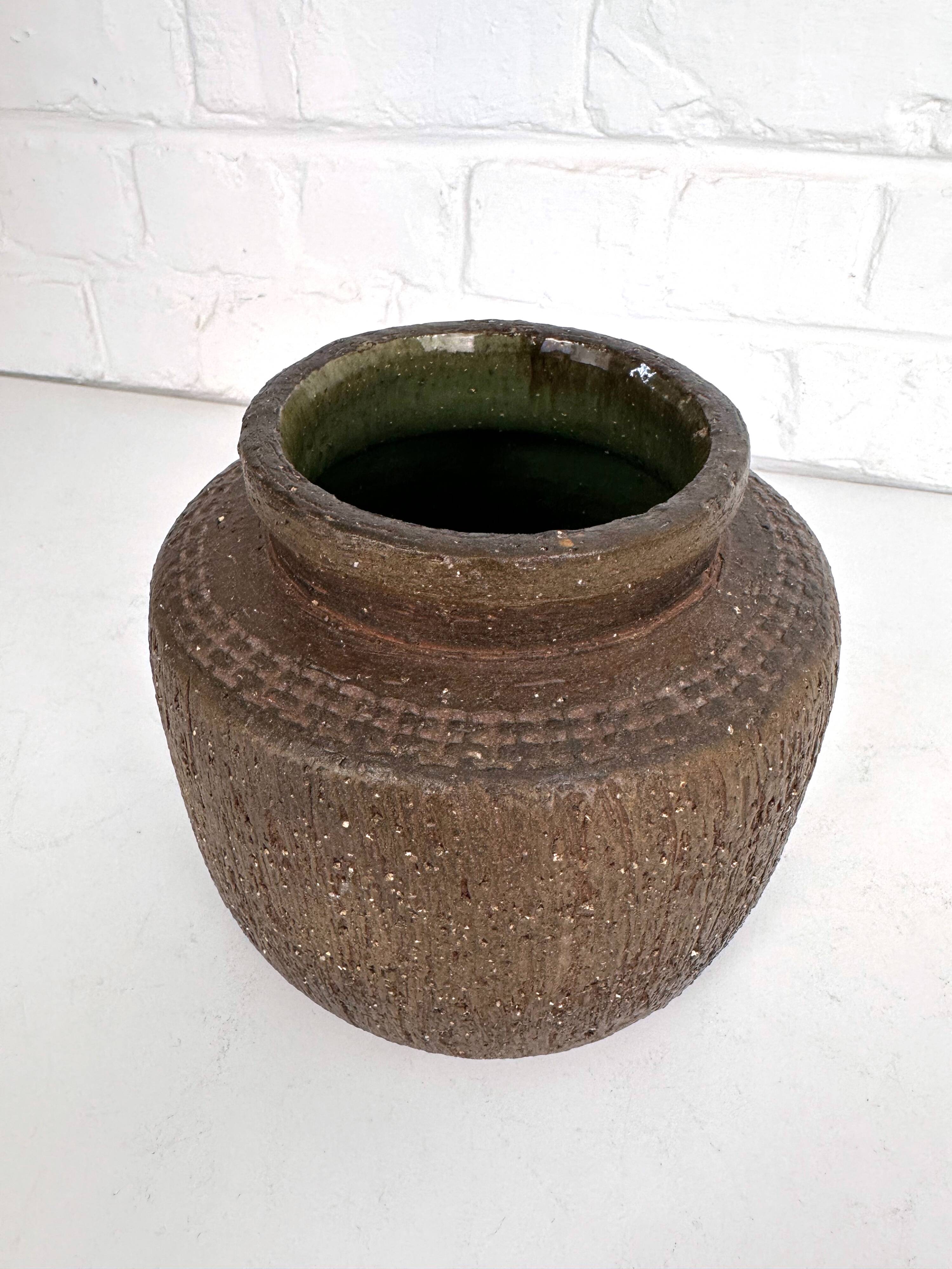Sculptural stoneware vase by Harry Tusbo, Denmark, 1970s.