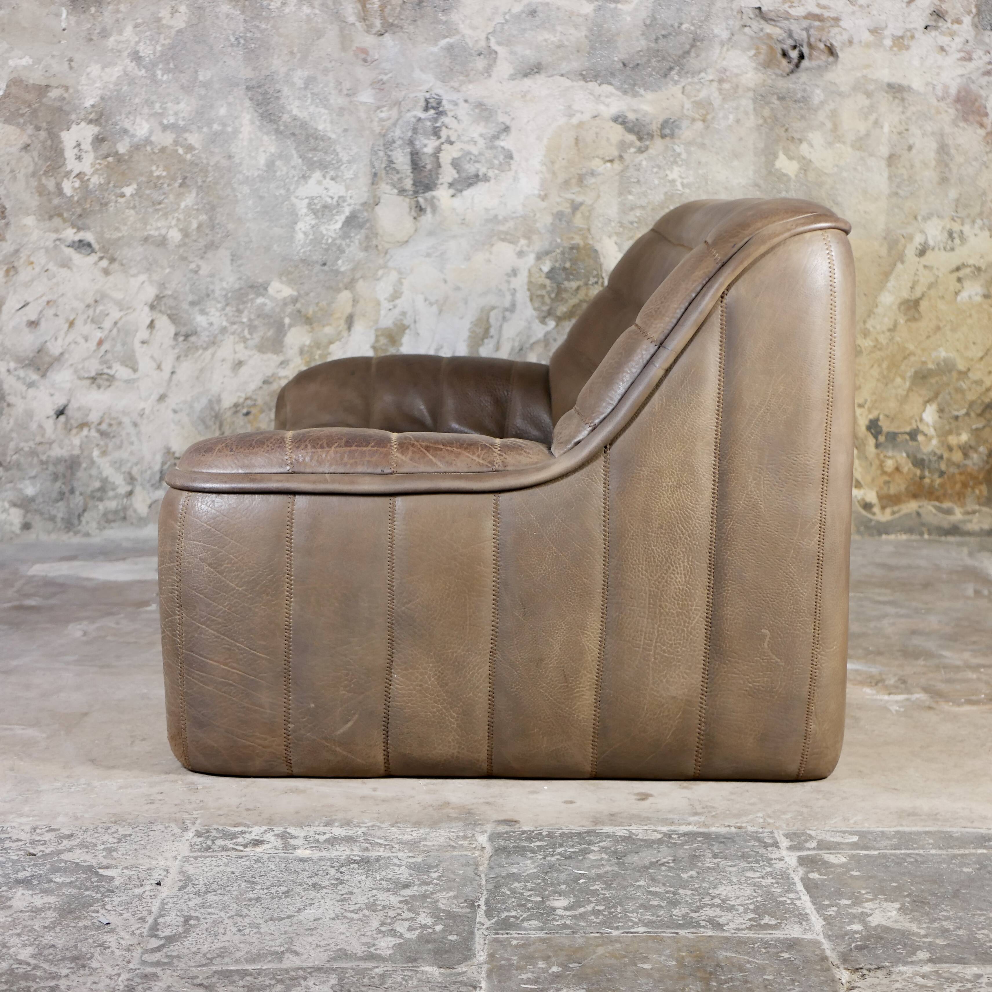 DeSede DS84 sofa in taupe buffalo leather