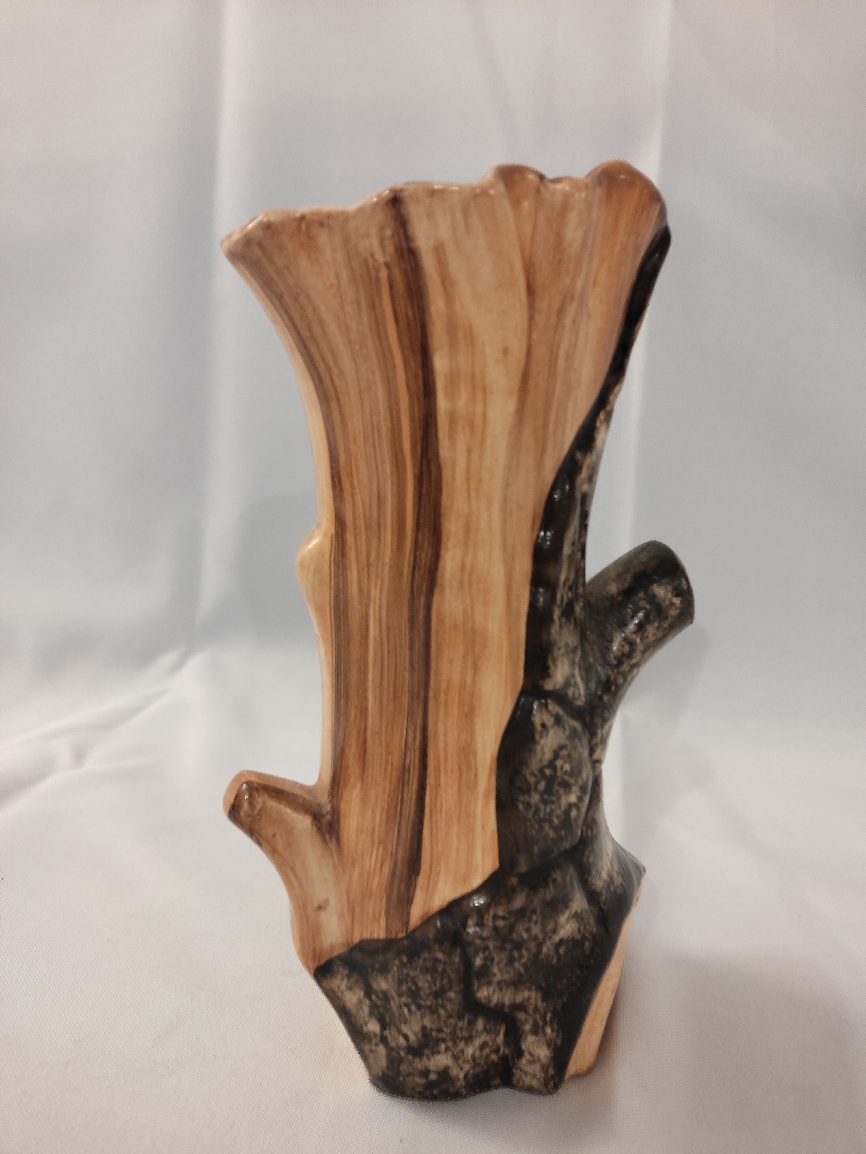Trompe l'oeil vase signed Cerat