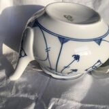 Porcelain teapot Winterling Bavaria