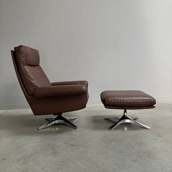 De Sede DS31 lounge chair with ottoman, Switzerland 1970s