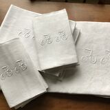 Tablecloth and 12 linen towels marked AA