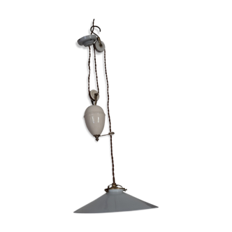 Suspension monte et baisse opaline
