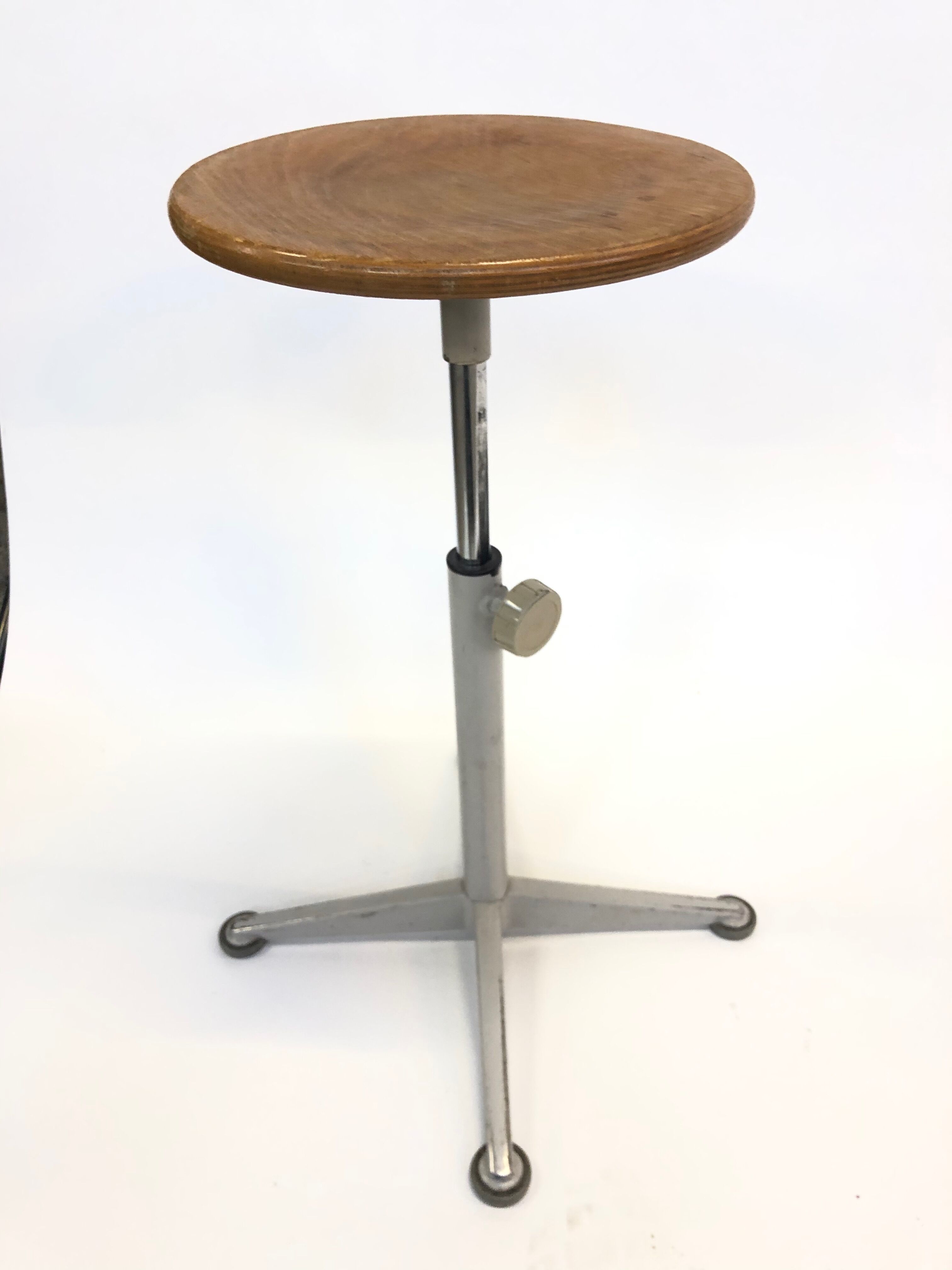 Vintage stool work tabouret by Friso Kramer Ahrend de Cirkel