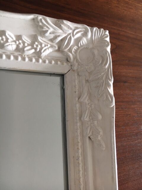 Romantic white mirror 47cm x 37cm with mouldings